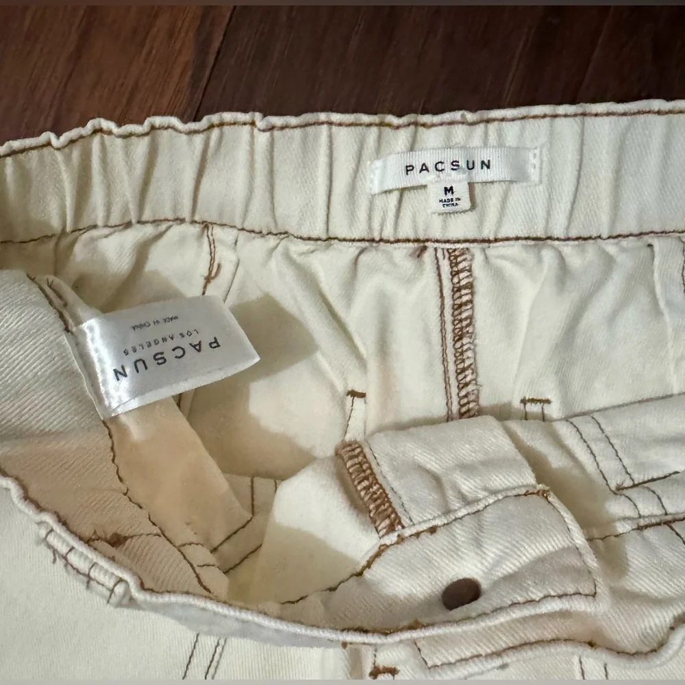 PACSUN Cream Denim Trendy Shorts Brown Stitching Size Medium 100% Cotton